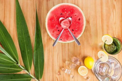 写吃瓜贺卡,趣味横生的祝福新风尚