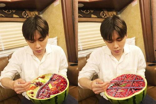 热心吃瓜群众网友图片