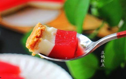 梦见吃瓜甜点,揭秘“吃瓜甜点”的奇幻之旅